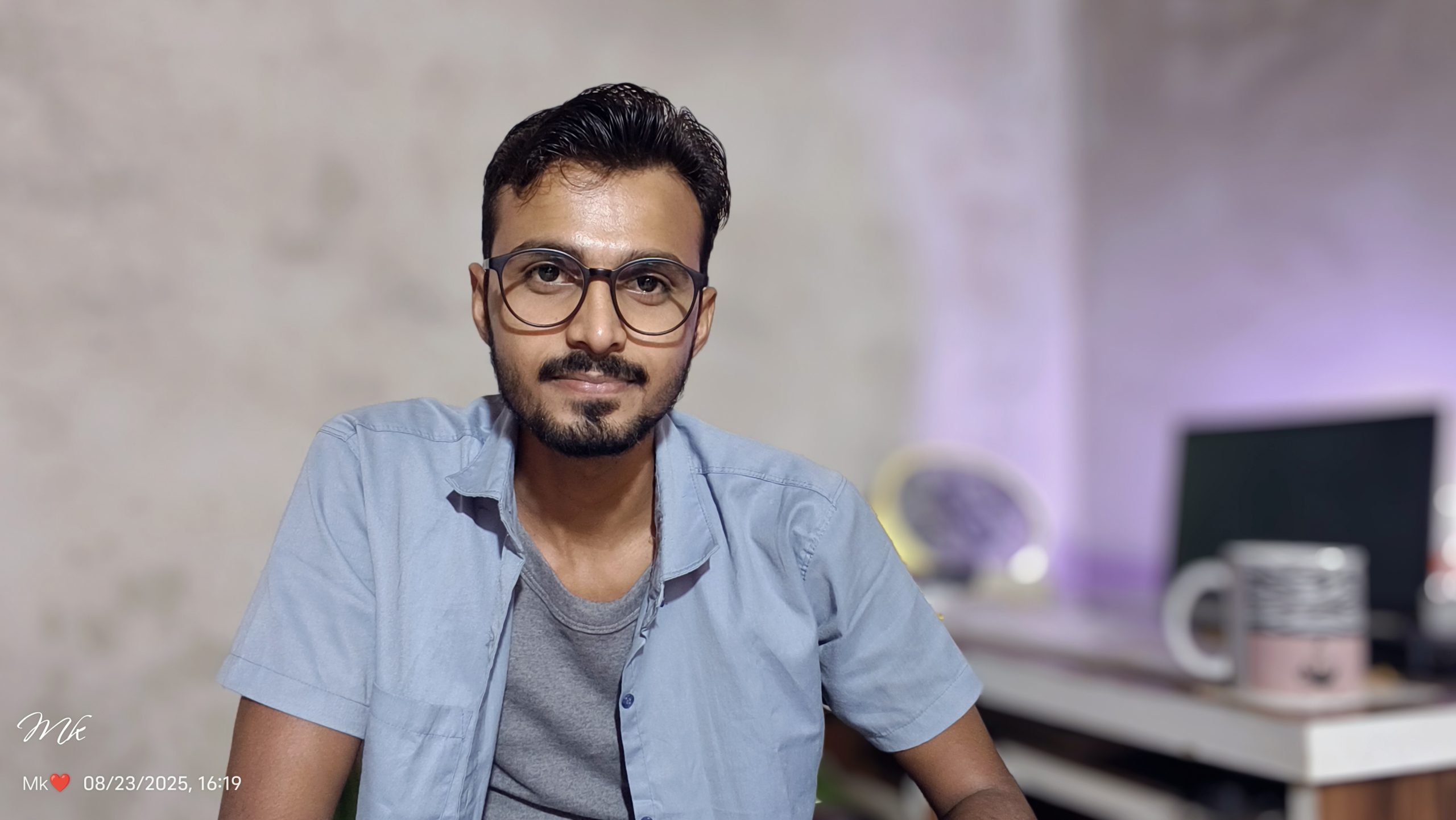 mukesh-patel-working
