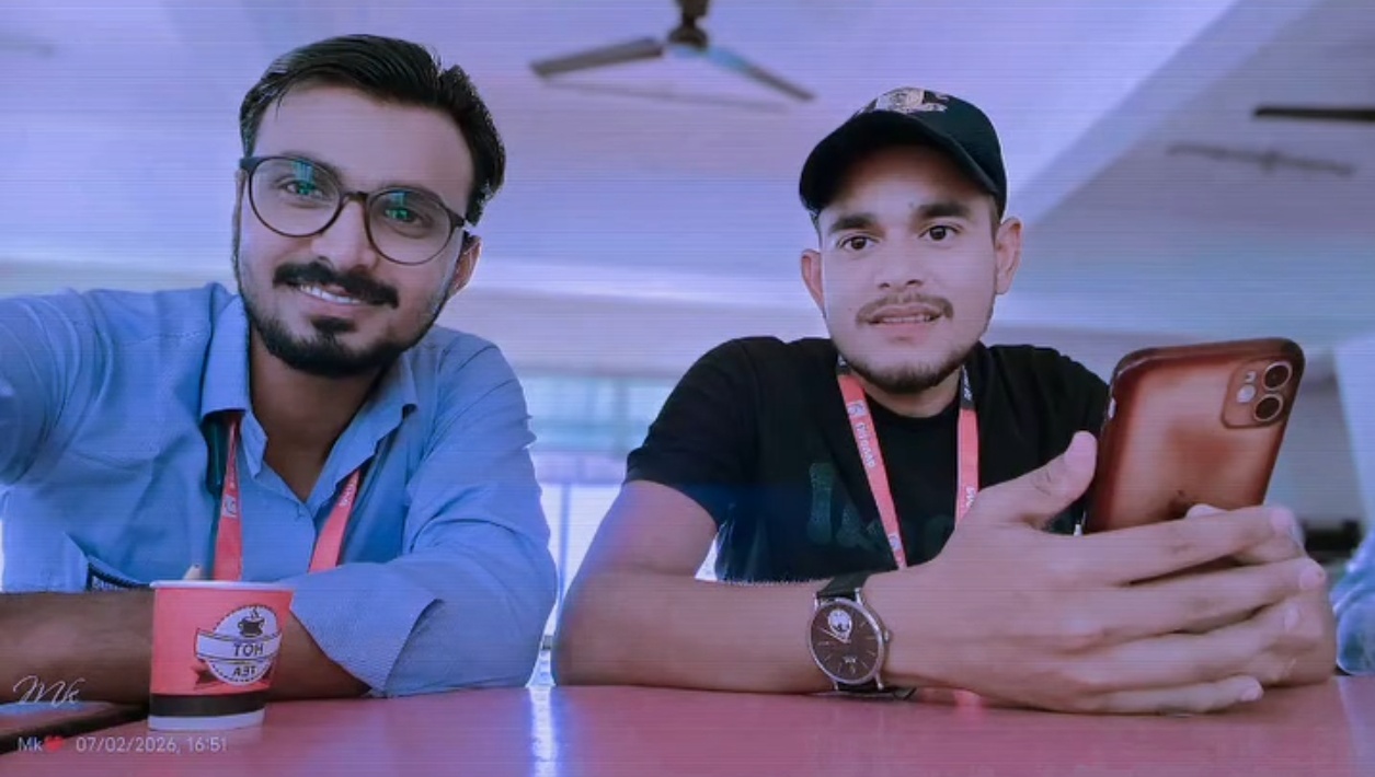 Mukesh (Manoj) with Dost/Jiju